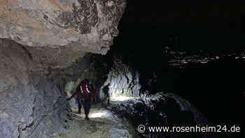 Urlauber (63) von Dunkelheit und Neuschnee überrascht – BRK eilt zur Hilfe