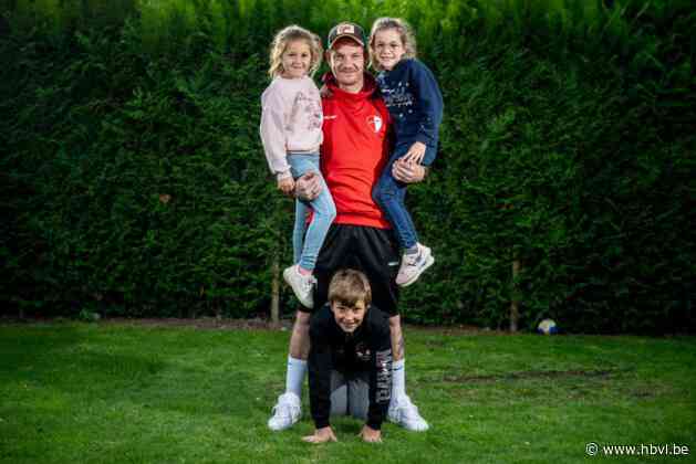 Na drie jaar (!) zonder voetbal duikt Christof (34) plots weer op in de spits bij eersteprovincialer uit Pelt