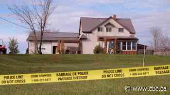 Man accused of killing parents, stabbing supervisor at Winnipeg hospital not criminally responsible: lawyers