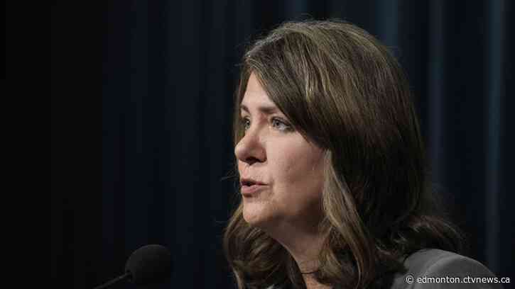 Alberta premier says phone consults more effective for feedback on CPP debate