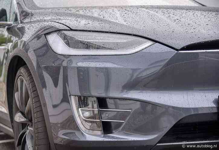 Tesla-rijder krijgt rekening van 20.000 euro voor rijden door de regen