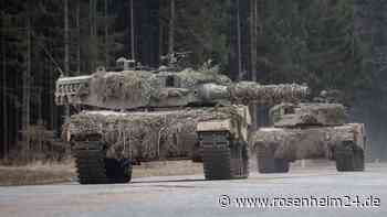 Kampfpanzer stürzt von Brücke – Soldat (†24) aus Oberösterreich tot