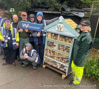 Walton Lea Partnership leaners donate bug hotel to Walton zoo