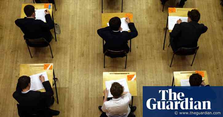 Italian and Polish GCSEs to go digital in 2026, says England’s largest exam board
