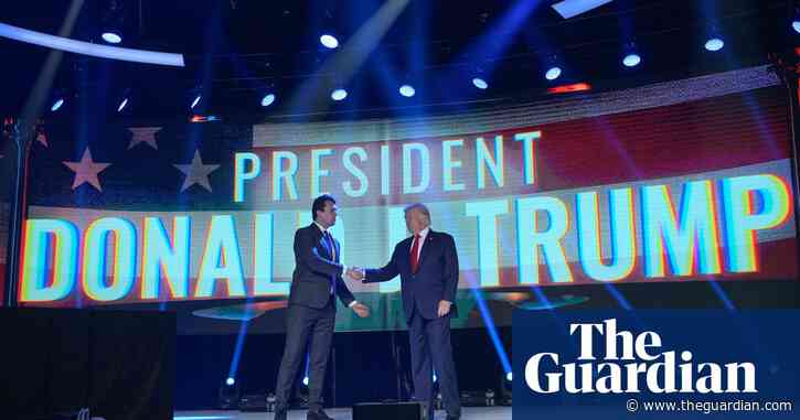 US university professor shoved to ground by rightwing youth activists