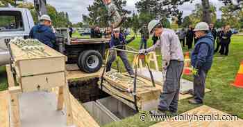 Civic, religious leaders bury unclaimed remains of 79 Lake County residents