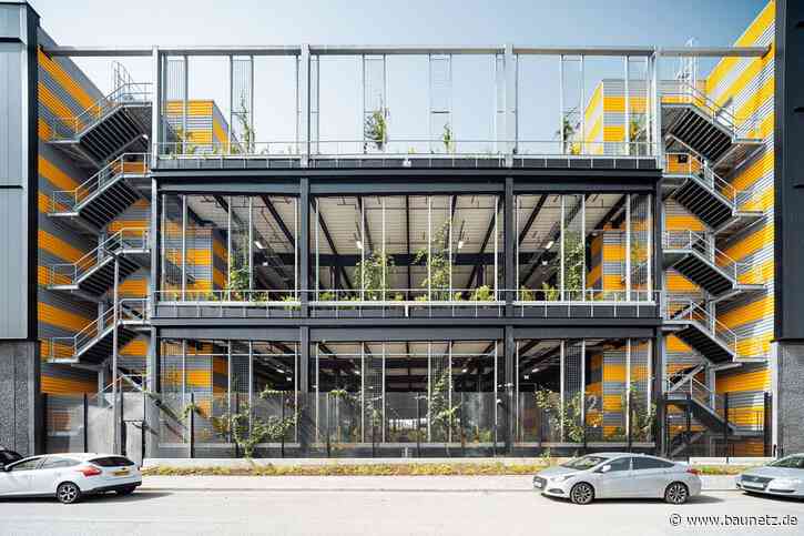 Gestapelte Produktion in London
 - Industriebau von Haworth Tompkins