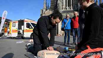 Was ist da los? Wiederbelebung auf dem Ulmer Münsterplatz