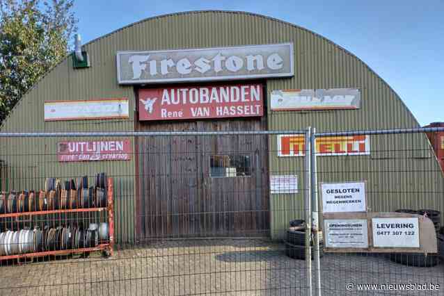 Eigenaar bandencentrale krijgt boete omdat hij door werfzone rijdt : “Ik kan anders niet bij mijn zaak geraken”