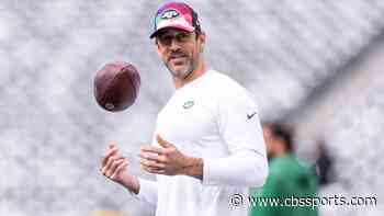 Jets' Robert Saleh not ruling out Aaron Rodgers' return this season, says QB is 'fueled by doubt'