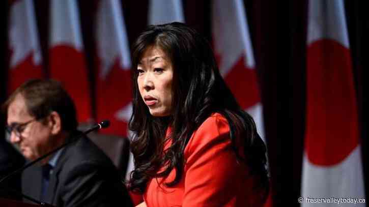 Government plans business mission to Ukraine, introduces trade legislation