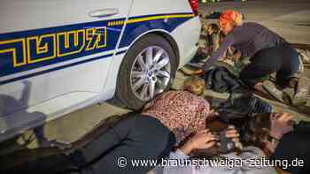 Raketenalarm: Kanzler Scholz muss plötzlich Flugzeug räumen