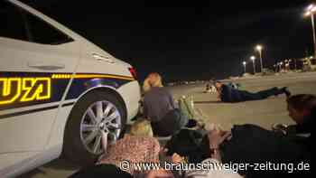 Raketenalarm: Scholz' Delegation muss Flugzeug verlassen