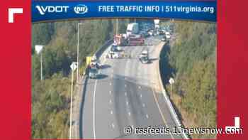 Suffolk multiple-vehicle crash closed lanes on VA-164