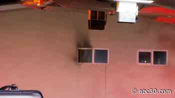 Firefighters contain apartment fire in northeast Fresno