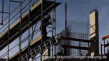 Baugenehmigungen brechen weiter ein