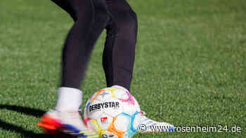 Flutlichtspiel am Dienstagabend: FFC Bad Aibling feiert Derbysieg gegen Aßling