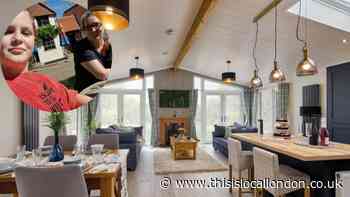 Willerby Mobile home at Broadland Sands Park Holidays