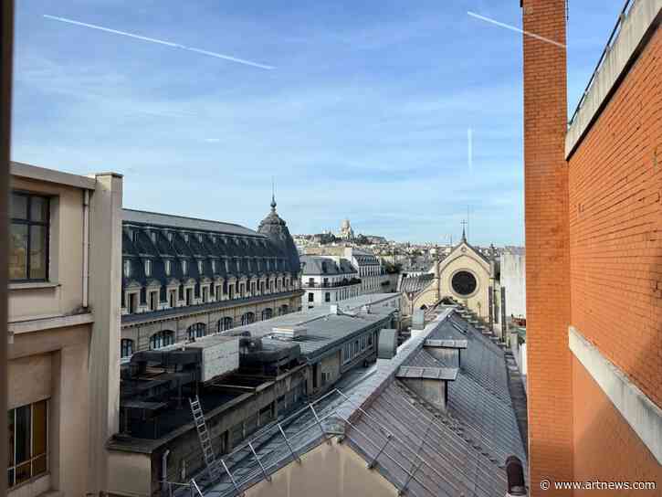 The Best Booths at Paris Internationale, Where Cutting-Edge Art by Emerging Stars Takes Center Stage