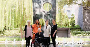 The Women of ‘Groundswell’ Challenge the Land-Art Canon