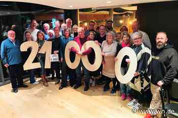 „Wilsbergs Promi-Kellnern“: 22.000 Euro für die Krebsberatungsstelle