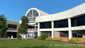 South Florida teacher accused of stealing cash from student for gas money resigns