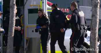 Calgary police officer shot during response near northeast strip mall, 1 suspect dead