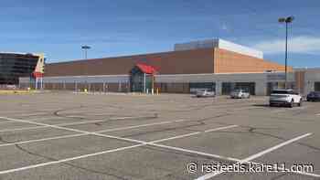 Bloomington's vacant big box retail stores to be demolished