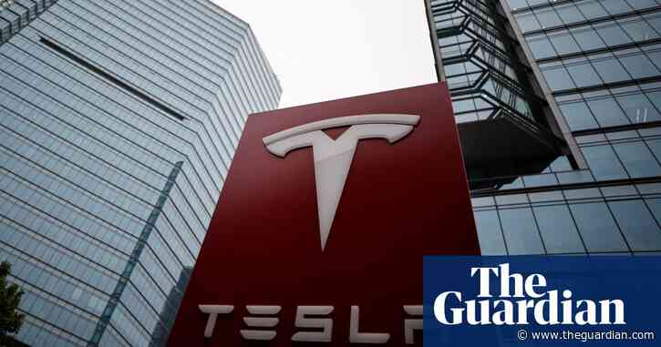 Tesla earns $690m less than expected in third quarter