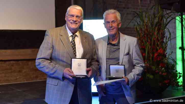 Auszeichnung mit der NRW-Sportplakette