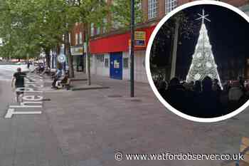 Walkers Crisps Christmas advert filmed in The Parade, Watford