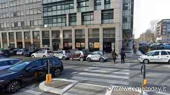 Saltano la fila al Mc e scoppia la rissa: brutalmente pestati da due giovani. Ragazzo perde un occhio