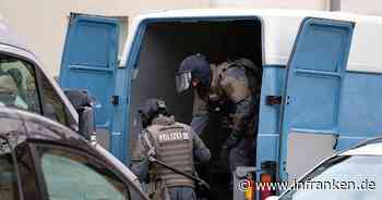 SEK-Einsatz in Kitzingen: Mann randaliert und droht Polizisten zu erschießen