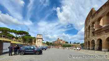 Colosseo, i biglietti nominali non scoraggiano bagarini e "acchiappini": multe per 8.500 euro