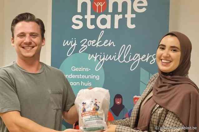 Home-Start zoekt met broodzakactie nieuwe vrijwilligers om kwetsbare gezinnen bij te staan: “We hebben zelfs onze wachtlijst moeten afsluiten”
