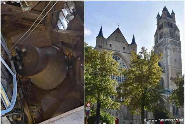 “Plots hoorde ik een luide slag, en toen was het stil”: klok Sint-Salvatorskathedraal alwéér losgekomen na recente herstelling van 100.000 euro
