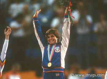 Olympian Mary Lou Retton Suffers Setback in Battle With Rare Form of Pneumonia