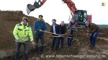 Baustart für 250 Meter hohe Windräder im Windpark Schladen