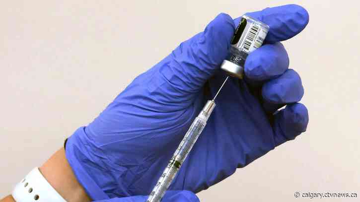 Some Alberta pharmacists cancelling COVID-19 vaccine appointments amid supply shortages