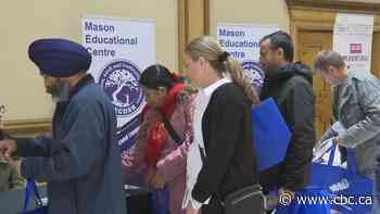 Health care expo connects newcomers with services to help