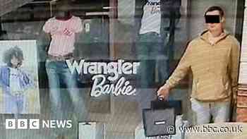 'Mannequin' arrested after Warsaw shop burglary