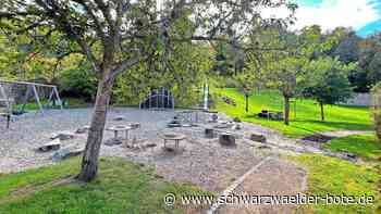 Spielplatz kurz gesperrt: Morsche Kirschbäume müssen entfernt werden