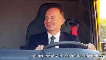 Bundestag beschließt Ausweitung der Lkw-Maut und CO2-Aufschlag