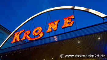 Nazi-Parolen bei Show von Comedy-Star: Männer zeigen mehrfach „Hitlergruß“