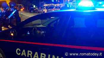 Palmiro Togliatti, lo accerchiano in strada e gli rubano il cellulare: "Se lo rivuoi devi pagare"