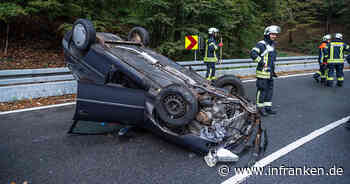 Kreis Bamberg: Senior (90) überschlägt sich mit Auto - Fahrer bei Unfall verletzt