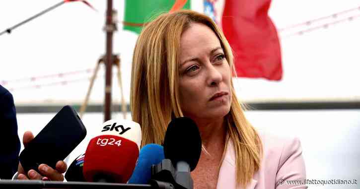 Oggi i media hanno deciso: il caso (privato) di Meloni vale più del sangue di una guerra