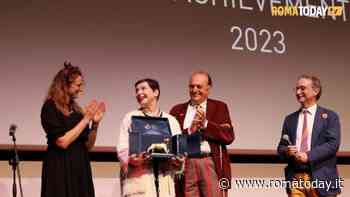 VIDEO | Premio alla carriera per Isabella Rossellini alla Festa del Cinema: "Felice perchè è Roma"