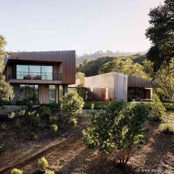 Field Architecture clads flowing Sonoma house in copper