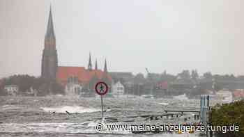Schwere Sturmflut an der Ostsee: Wasser überschwemmt Küstenstädte - Bilder zeigen Ausmaß